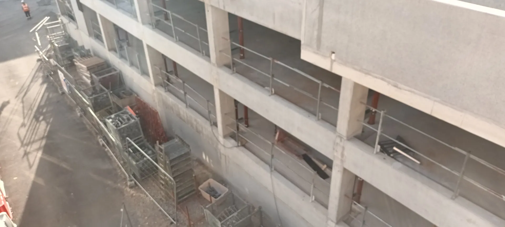 Différents étages en construction du parking P1 de la clinique Saint-Anne à Strasbourg.