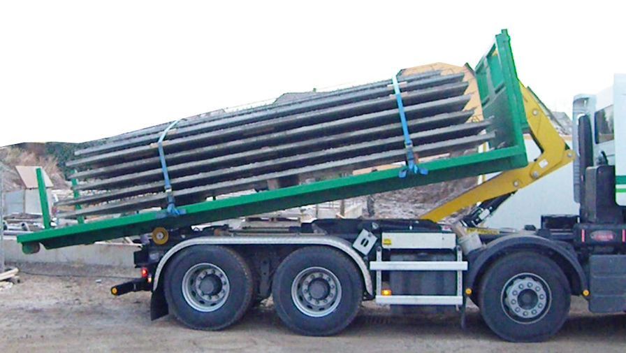 camion 4 essieux Ampliroll (Spécial prédalle)